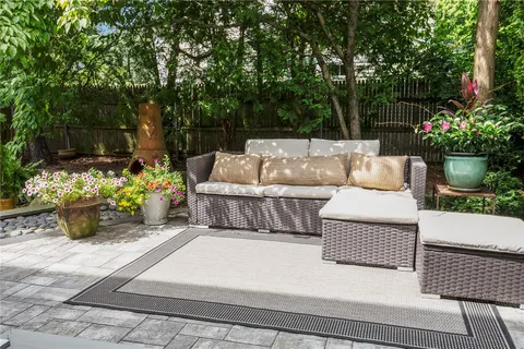 $1,225,000 | 5 Barbour Drive, Providence, RI 02906