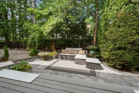 $1,225,000 | 5 Barbour Drive, Providence, RI 02906