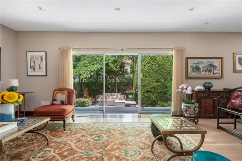 $1,225,000 | 5 Barbour Drive, Providence, RI 02906