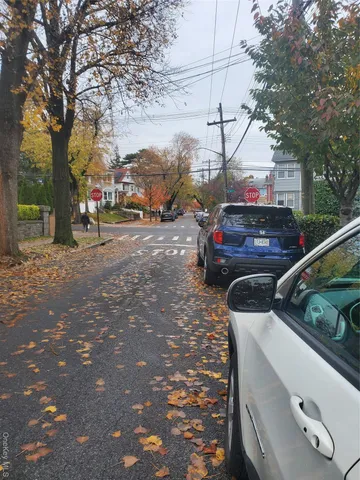 $3,800 | 9-15 College Place, Unit 1 | College Point