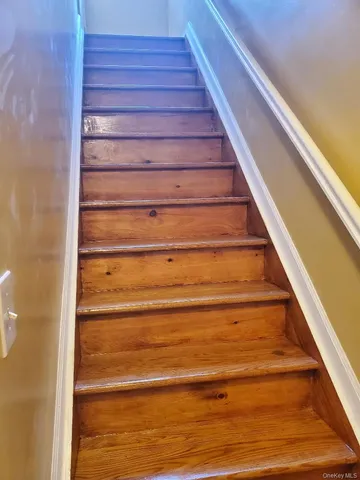 $3,800 | 9-15 College Place, Unit 1 | College Point