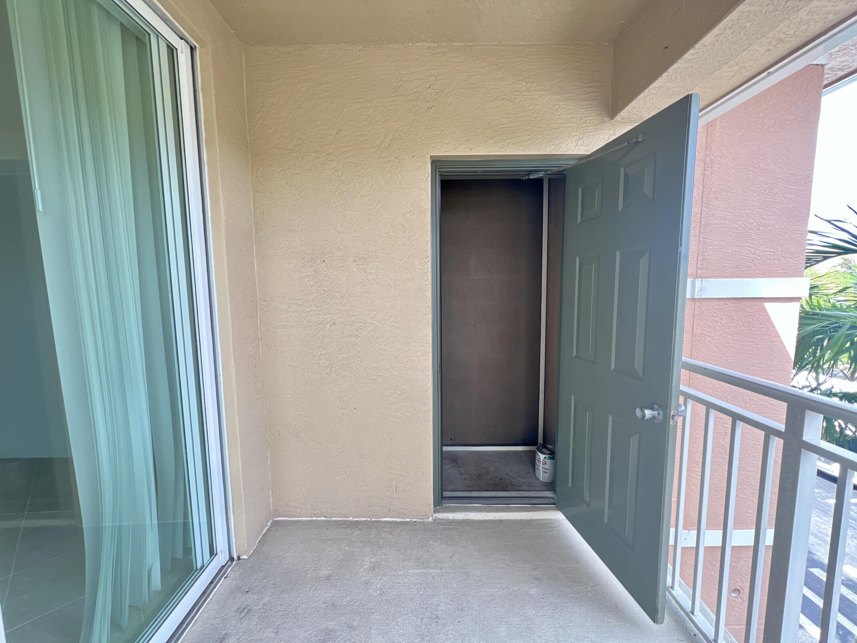 6450 Emerald Dunes Drive, Unit 301 West Palm Beach, FL 33411 - Photo 11 of 14 IMG_9531 2