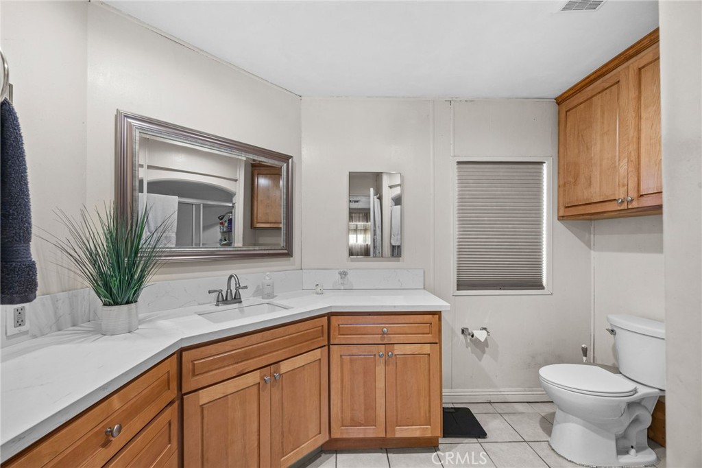 23301 Ridge Rte Drive, Unit 109 Laguna Hills, CA 92653 - Photo 40 of 46