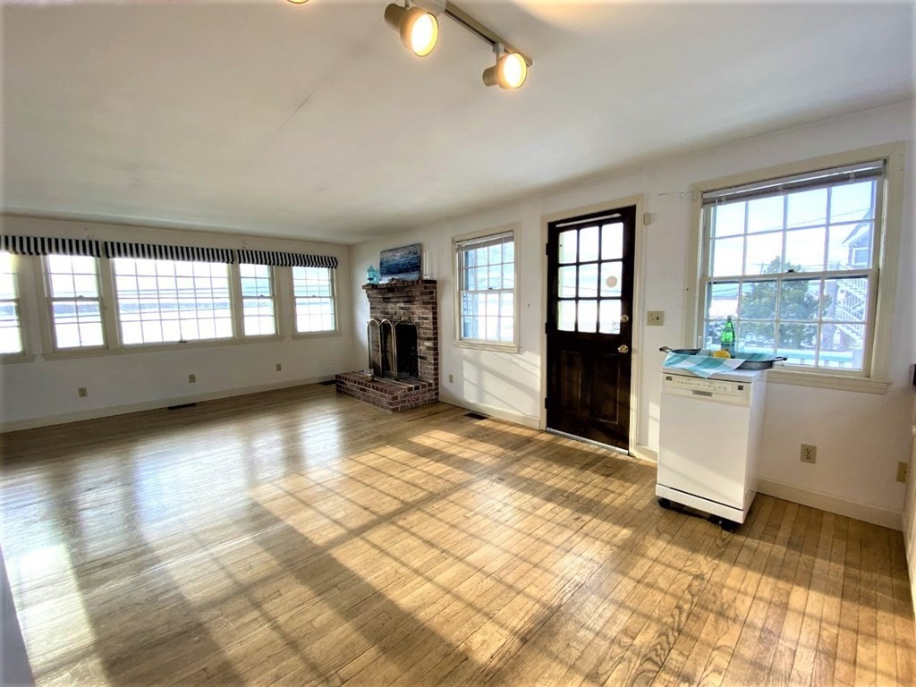 16 Old Point Road Newbury, MA 01951 - Photo 4 of 42 Gallery Image 4