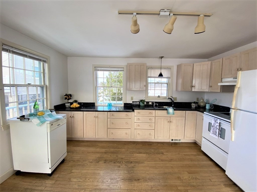 16 Old Point Road Newbury, MA 01951 - Photo 7 of 42 Gallery Image 7
