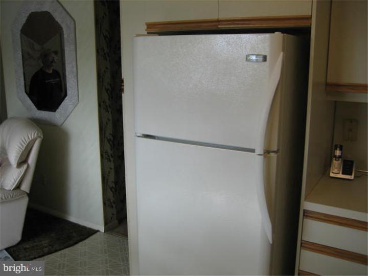 360 Bolton Road East Windsor, NJ 08520 - Photo 6 of 24 Gallery Image 6