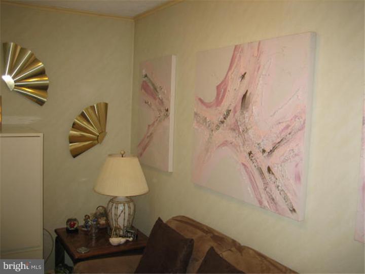 360 Bolton Road East Windsor, NJ 08520 - Photo 7 of 24 Gallery Image 7