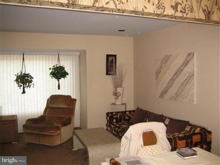 360 Bolton Road East Windsor, NJ 08520 - Photo 9 of 24 Gallery Image 9
