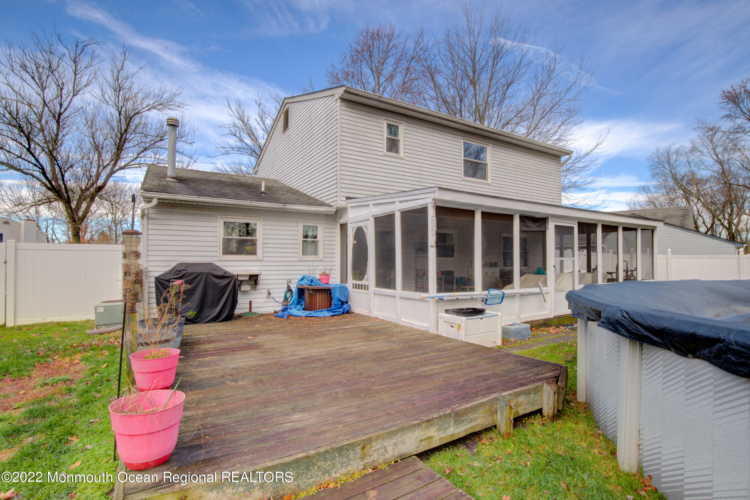 16 Appletree Road Howell, NJ 07731 - Photo 12 of 30 29