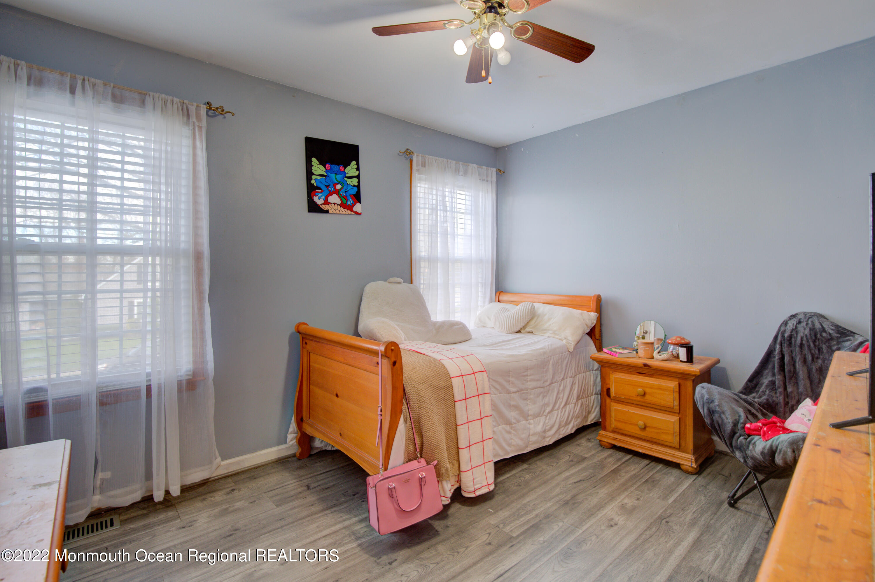 16 Appletree Road Howell, NJ 07731 - Photo 18 of 30 25