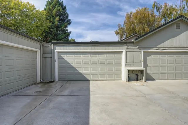$393,000 | 3175 Swallows Nest Drive, Sacramento, CA 95833