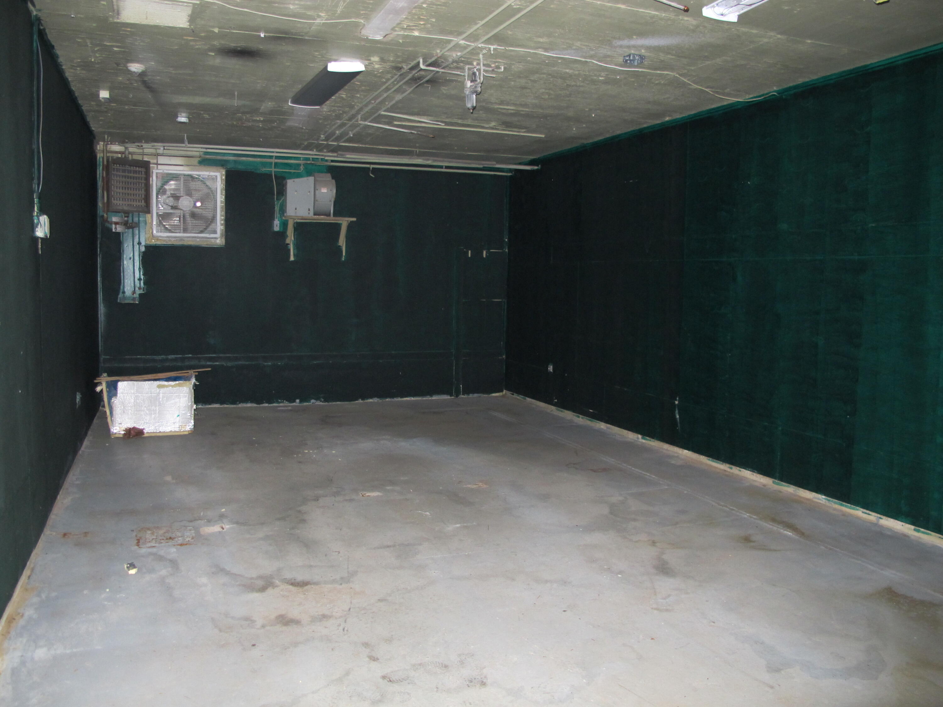 150 China Road Winslow, ME 04901 - Photo 7 of 18 Building 1