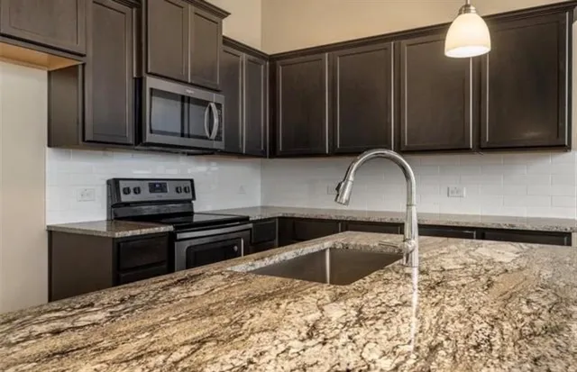 $289,000 | 1939 Bel Air Drive, Arlington, TX 76010