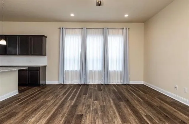 $289,000 | 1939 Bel Air Drive, Arlington, TX 76010