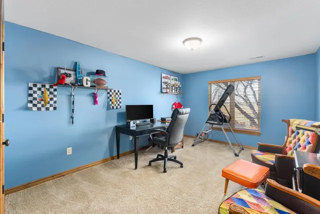 $449,900 | 331 North Fiddlers Creek Street, Valley Center, KS 67147