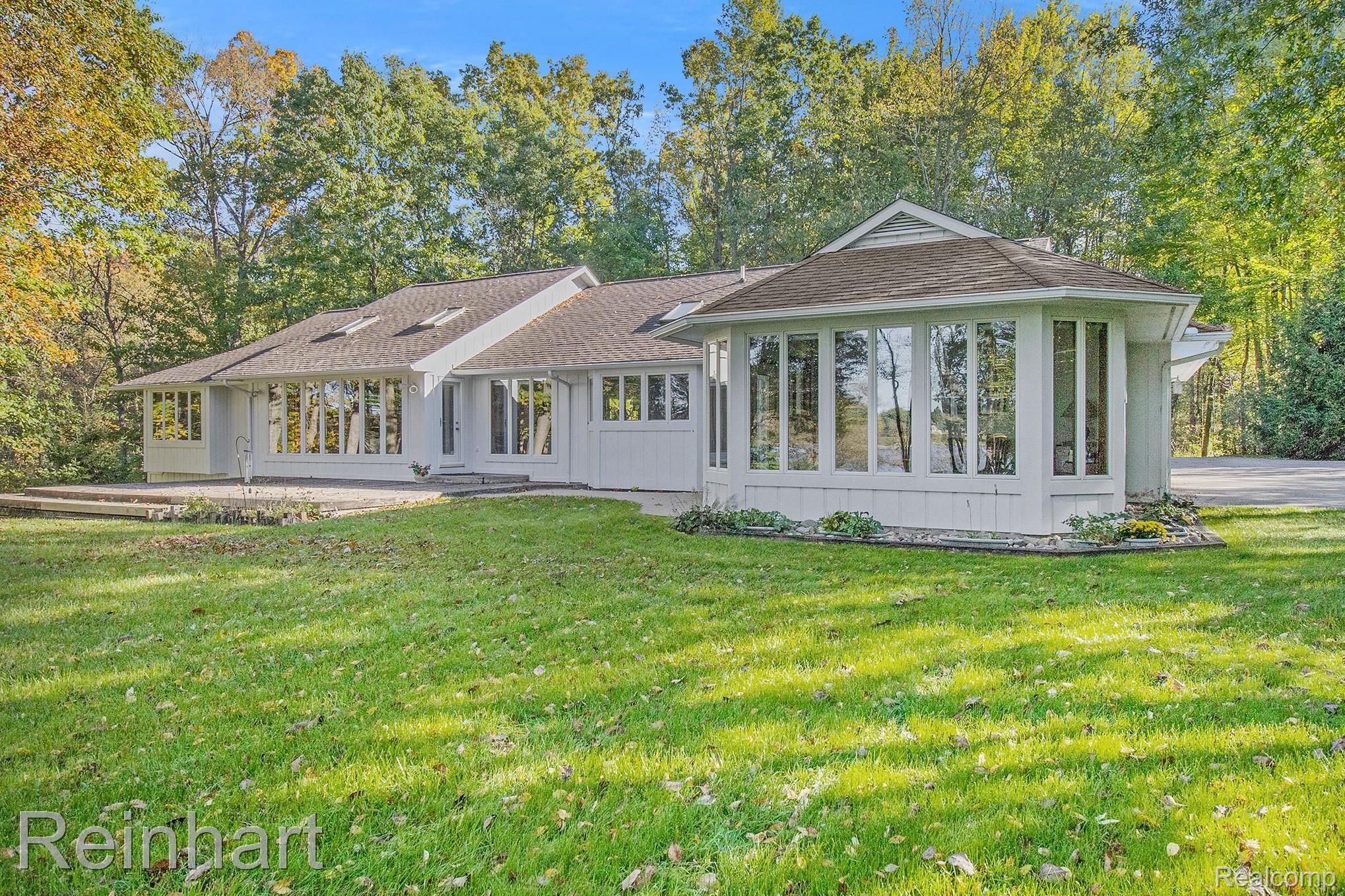 633 North Maxfield Road Brighton, MI 48114 - Photo 44 of 47 IMG_0805.jpg