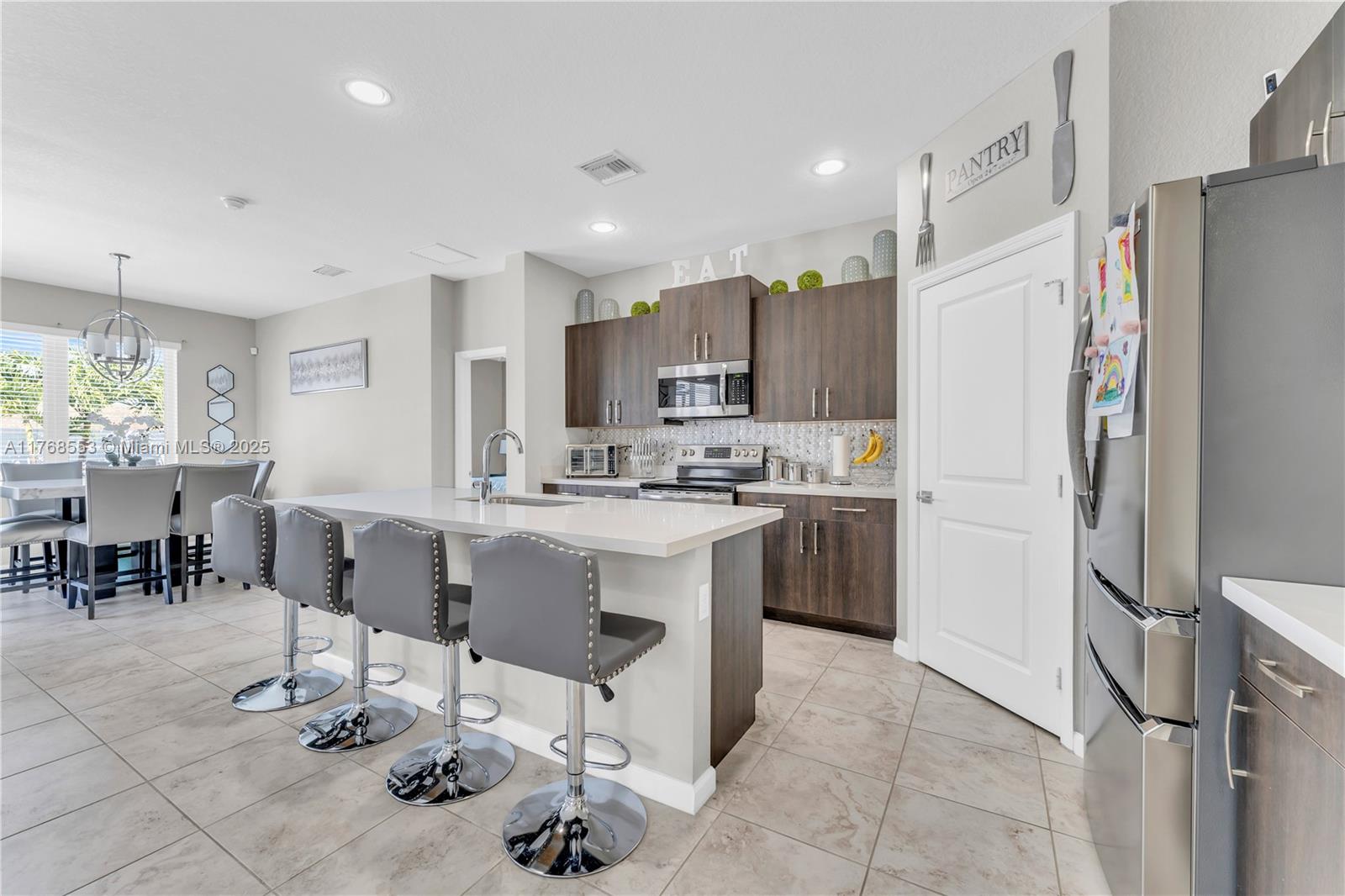 27530 Southwest 135th Ave Road Homestead, FL 33032 - Photo 12 of 25 Gallery Image 12