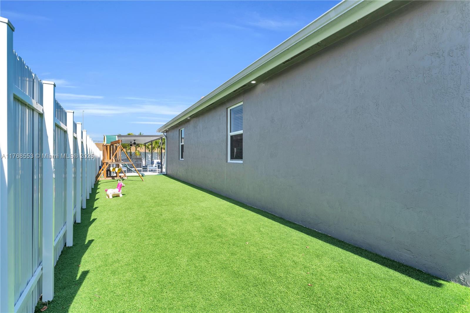 27530 Southwest 135th Ave Road Homestead, FL 33032 - Photo 23 of 25 Gallery Image 23