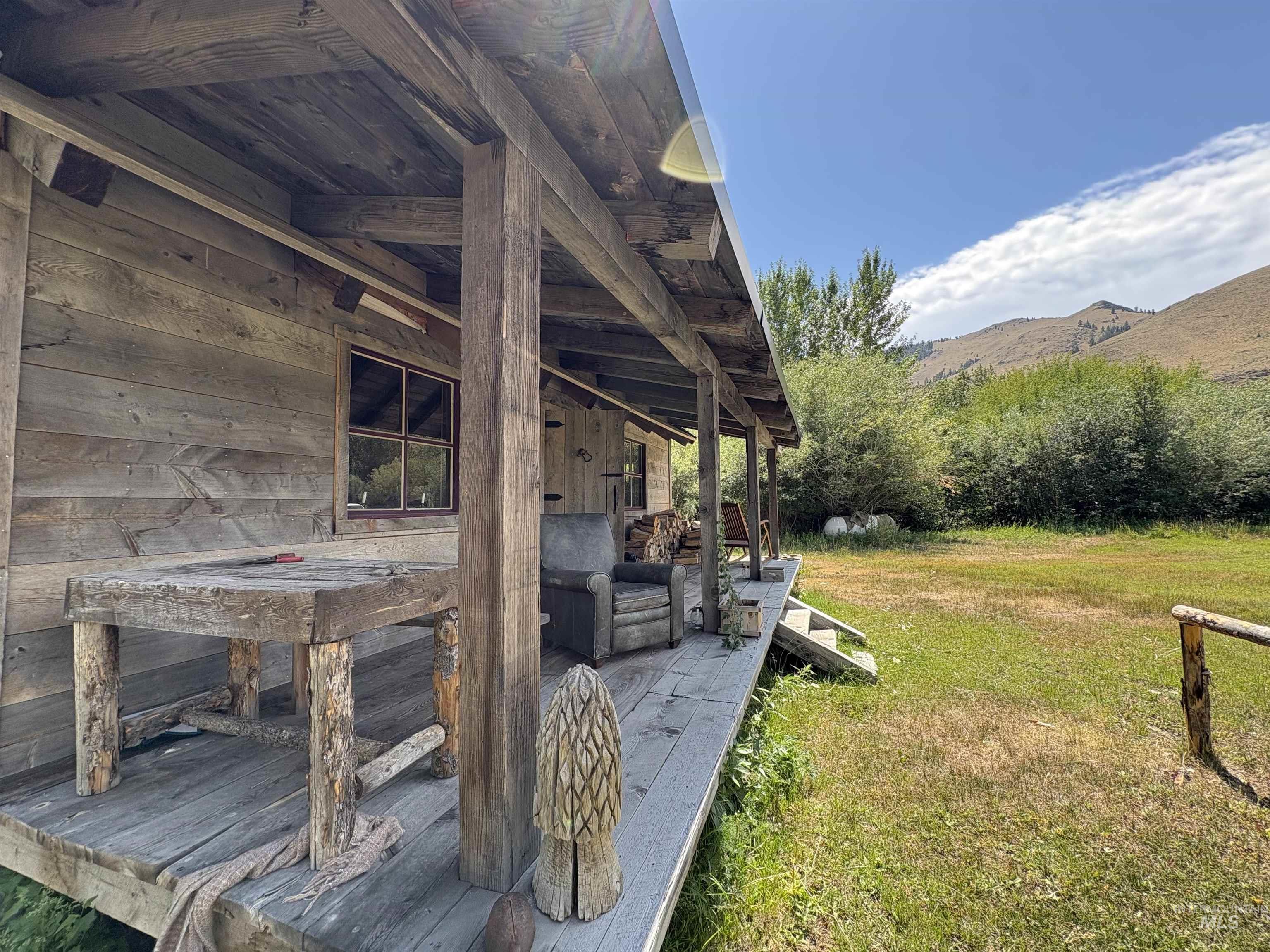 9885 Challis Creek Road Challis, ID 83226 - Photo 38 of 48 Gallery Image 38