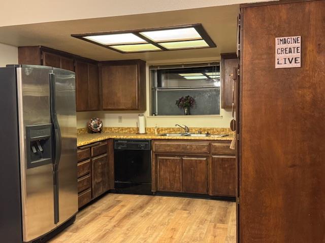 18288 Mountaintop Lane Grass Valley, CA 95949 - Photo 8 of 40 a kitchen with stainless steel appliances granite countertop a refrigerator and a sink