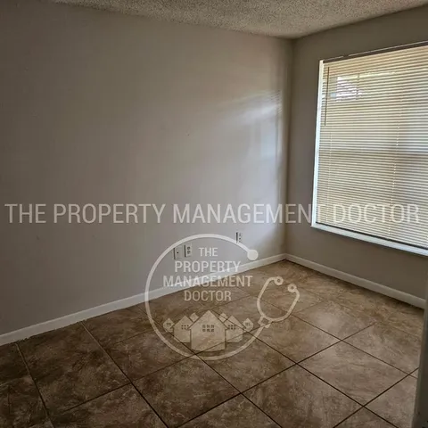 $2,195 | 1734 Elise Marie Drive, Seffner, FL 33584