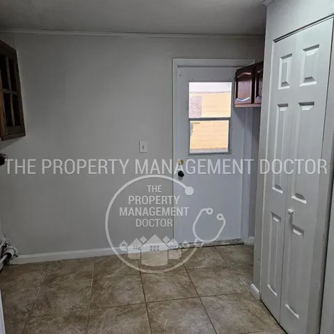 $2,195 | 1734 Elise Marie Drive, Seffner, FL 33584