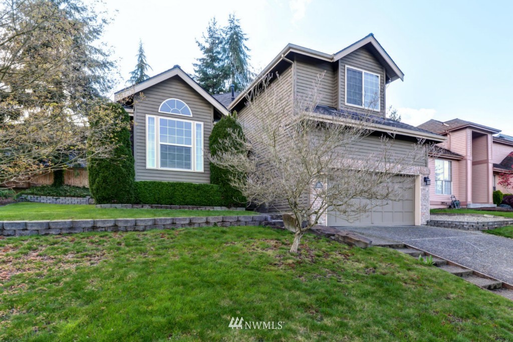 13917 Southeast 155th Place Renton, WA 98058 - Photo 2 of 25