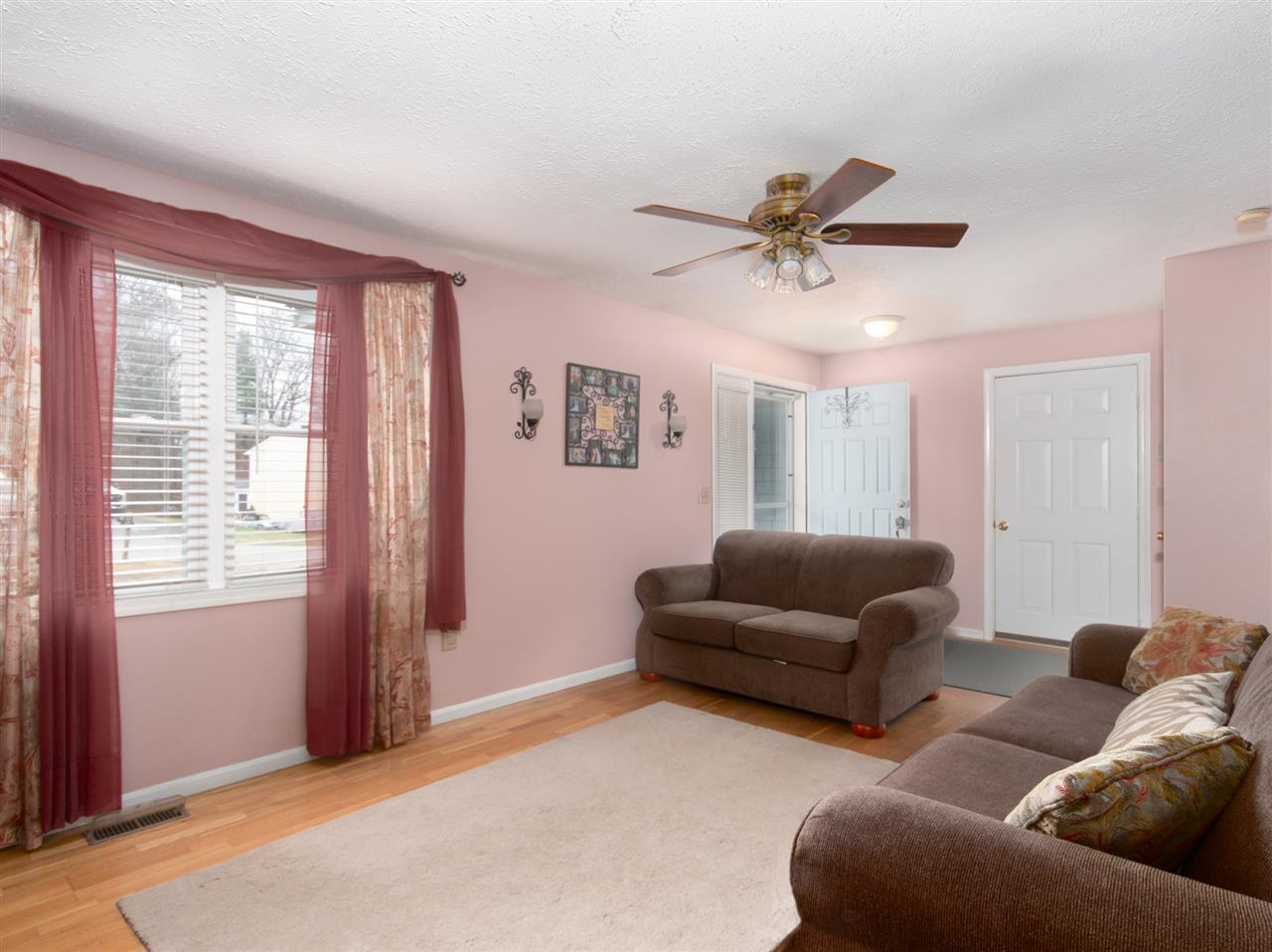 20 Rangers Drive, Unit B Hudson, NH 03051 - Photo 4 of 18