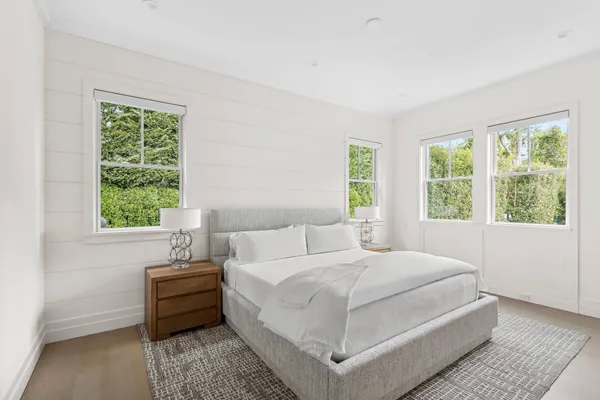 $180,000 | 13 Palma Terrace, East Hampton, NY 11937