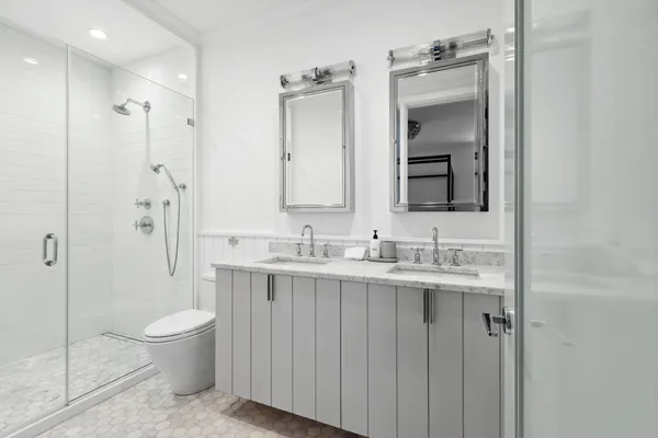 $180,000 | 13 Palma Terrace, East Hampton, NY 11937