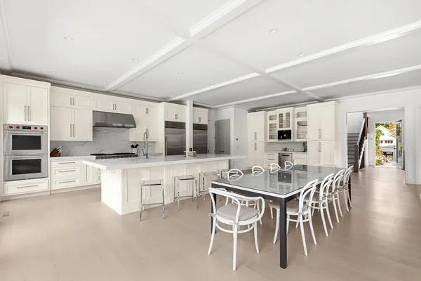 $180,000 | 13 Palma Terrace, East Hampton, NY 11937