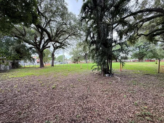 $2,200,000 | 2810 Northwest 14th Street, Miami, FL 33125