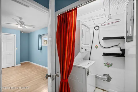 a view of walk in closet