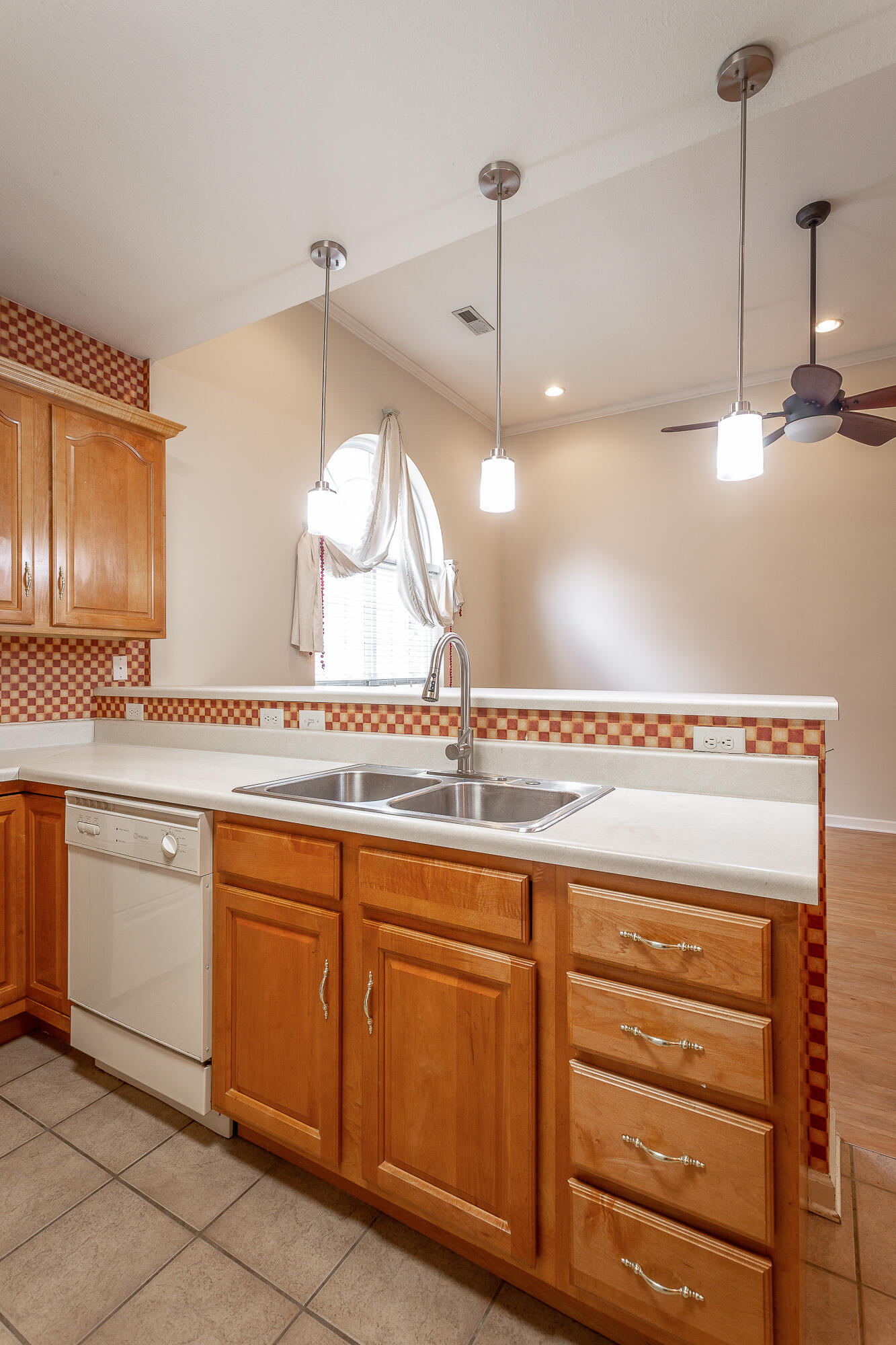8284 Chula Creek Road Chattanooga, TN 37421 - Photo 20 of 37 8284 Chula Creek Road INT HD-19