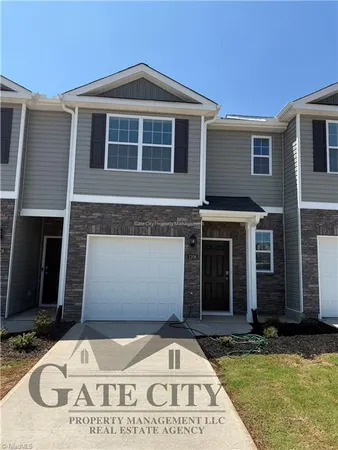 $1,900 | 1206 Broholmer Lane, Greensboro, NC 27405