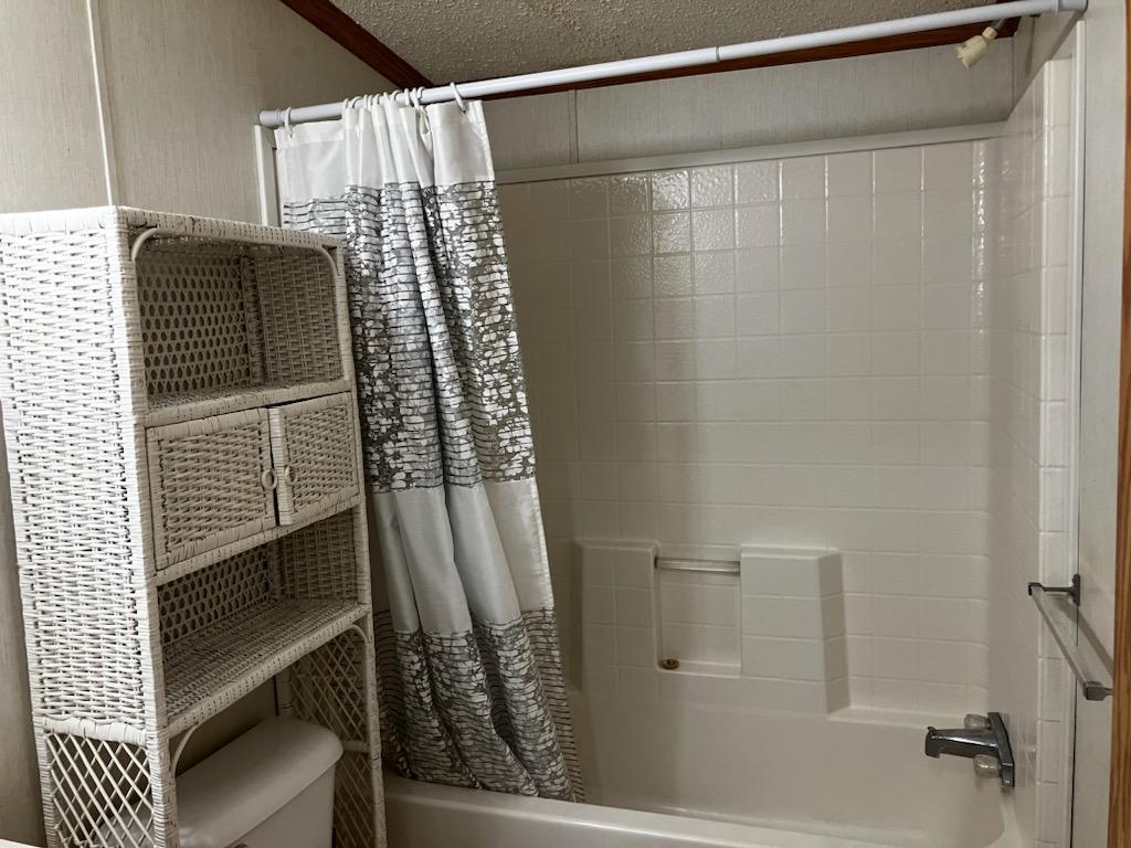 7300 South Rock Nation Road Dixon, IL 61021 - Photo 13 of 24 a bathroom with a shower