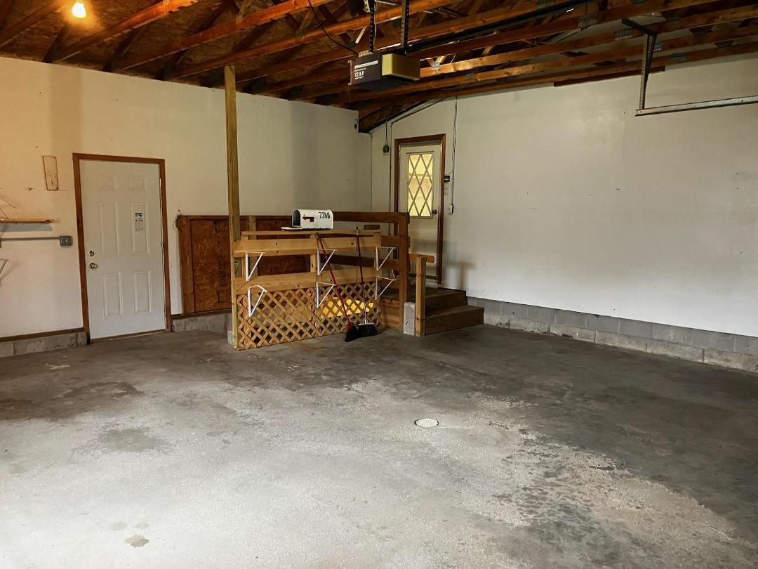 7300 South Rock Nation Road Dixon, IL 61021 - Photo 15 of 24 a view of a room with gym equipment