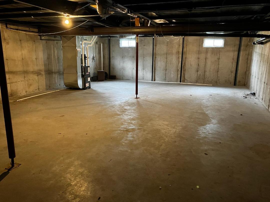 7300 South Rock Nation Road Dixon, IL 61021 - Photo 16 of 24 a view of empty room