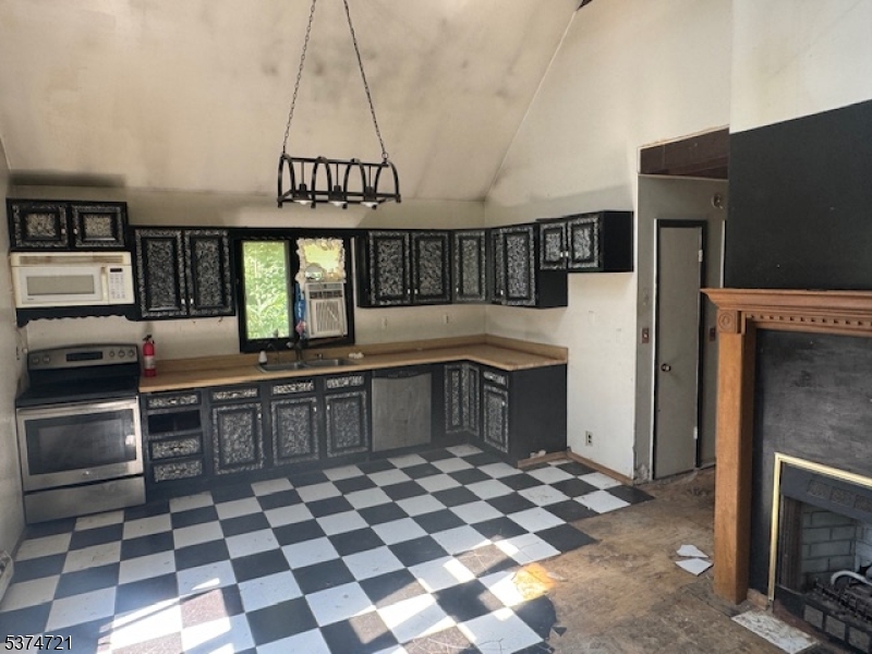 10 Summit Drive Wantage, NJ 07461 - Photo 10 of 17