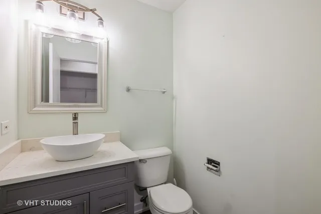 $325,000 | 519 Jennifer Circle, Mundelein, IL 60060