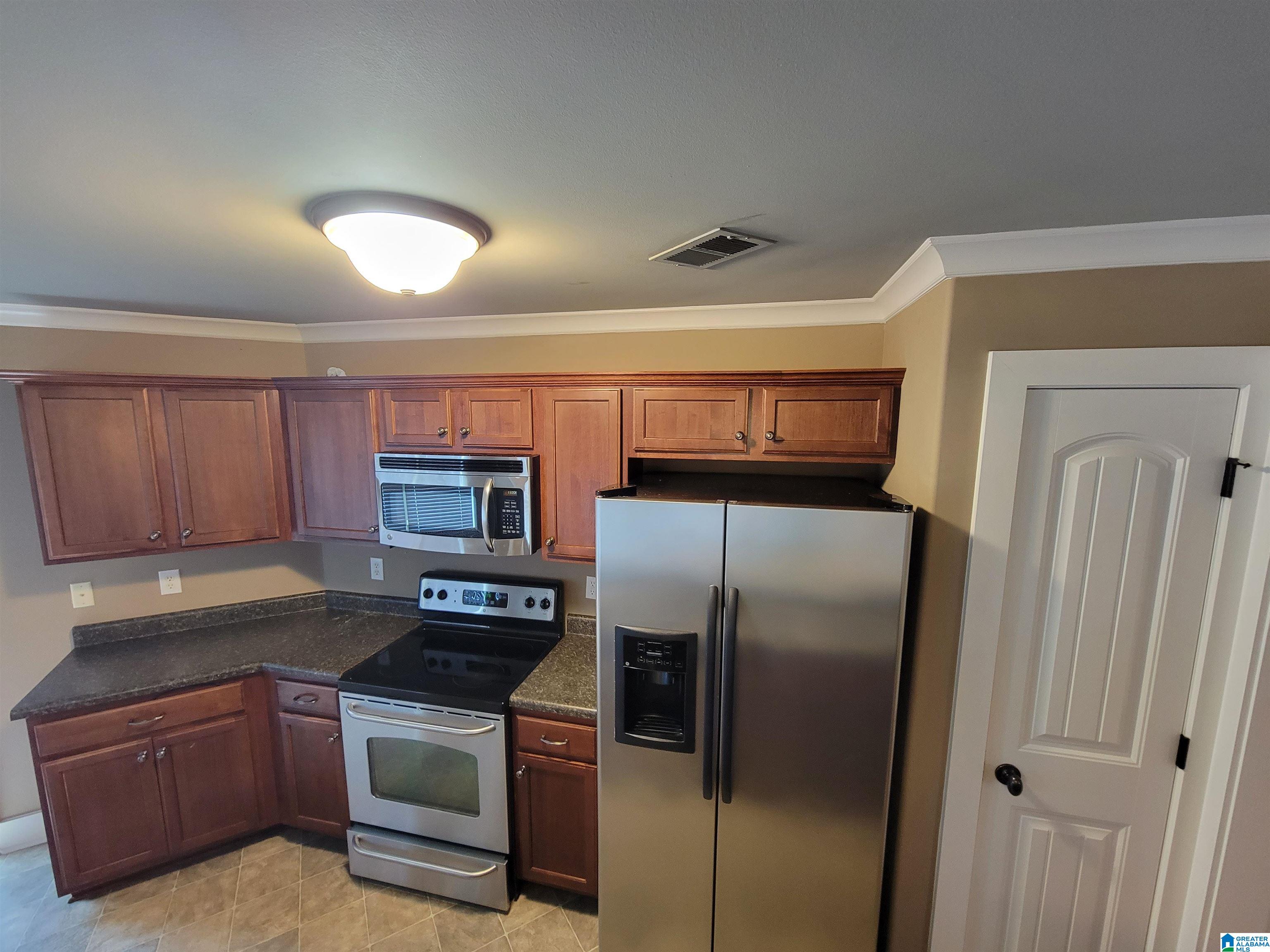 154 Falling Waters Lane Alabaster, AL 35114 - Photo 23 of 41