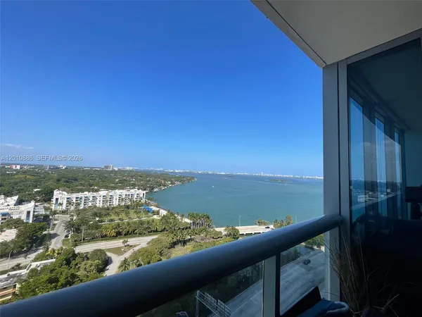 $3,150 | 601 Northeast 36th Street, Unit 1705, Miami, FL 33137