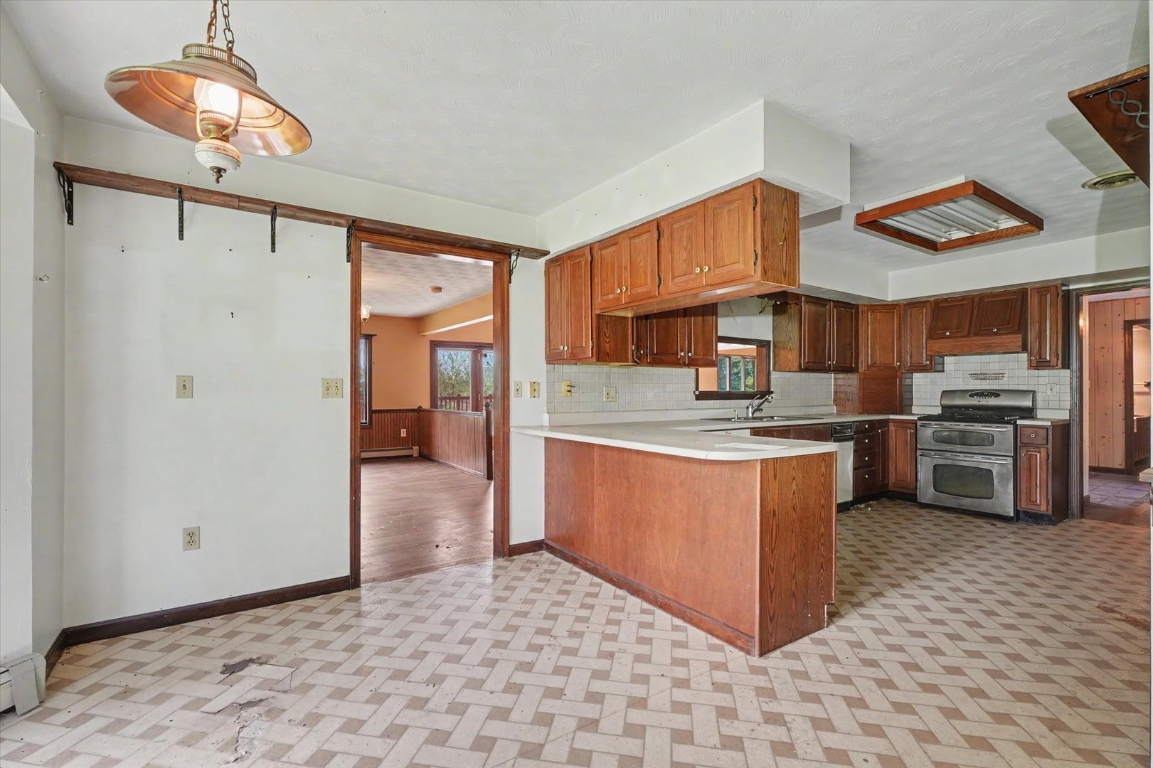 153 Lake Road Seymour, IL 61875 - Photo 15 of 37