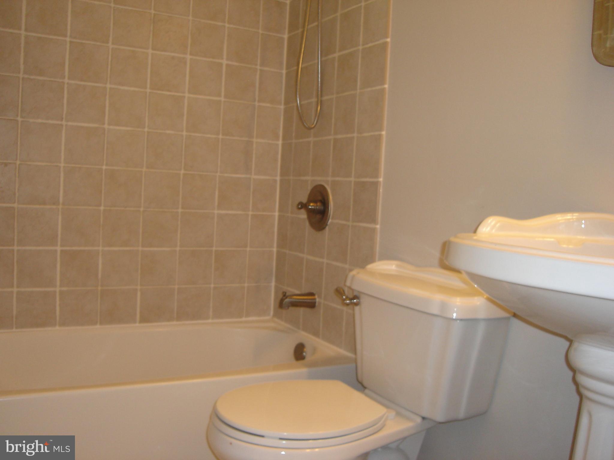 274 South Pennsville Auburn Road Penns Grove, NJ 08069 - Photo 13 of 25