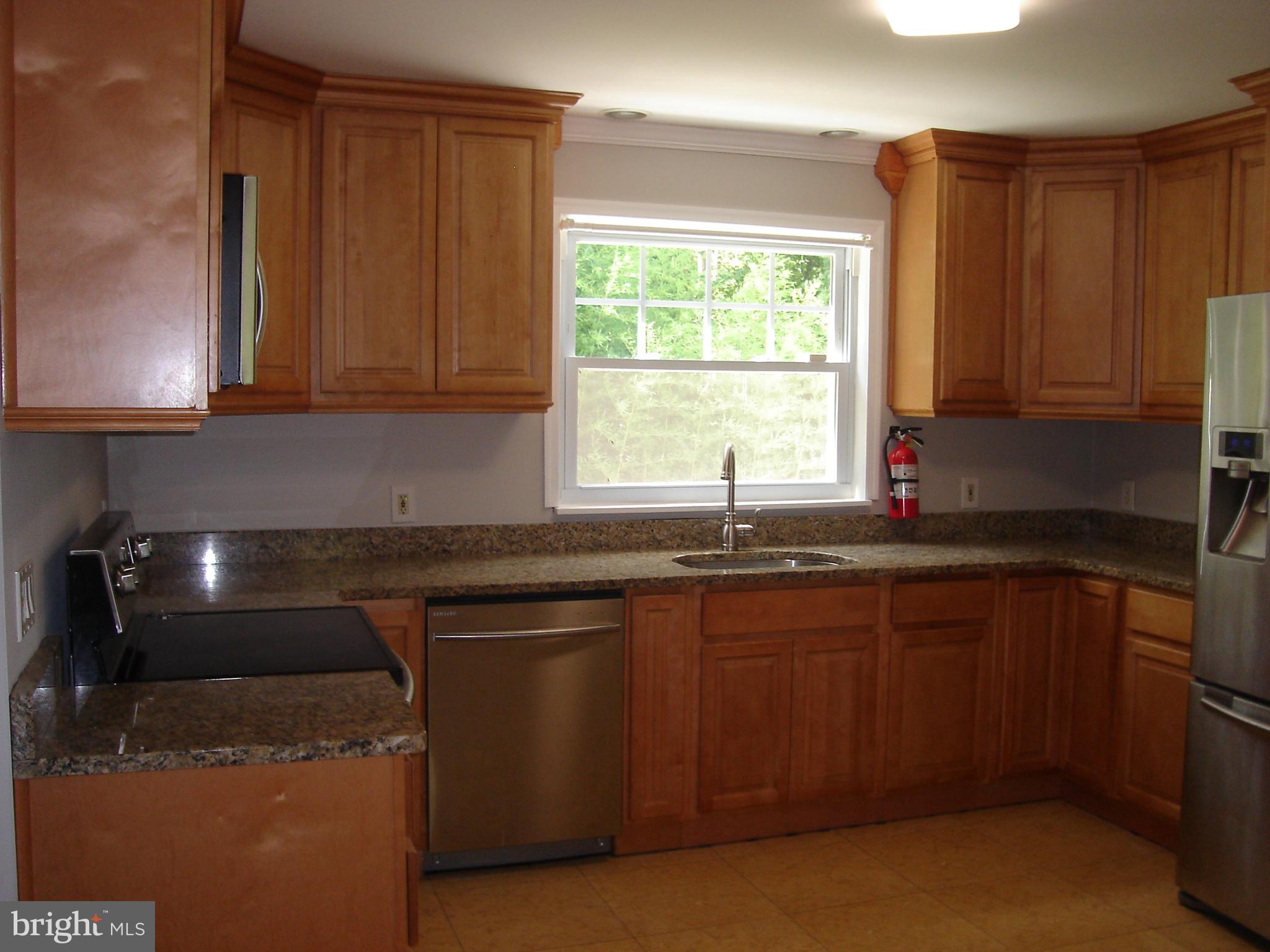 274 South Pennsville Auburn Road Penns Grove, NJ 08069 - Photo 7 of 25