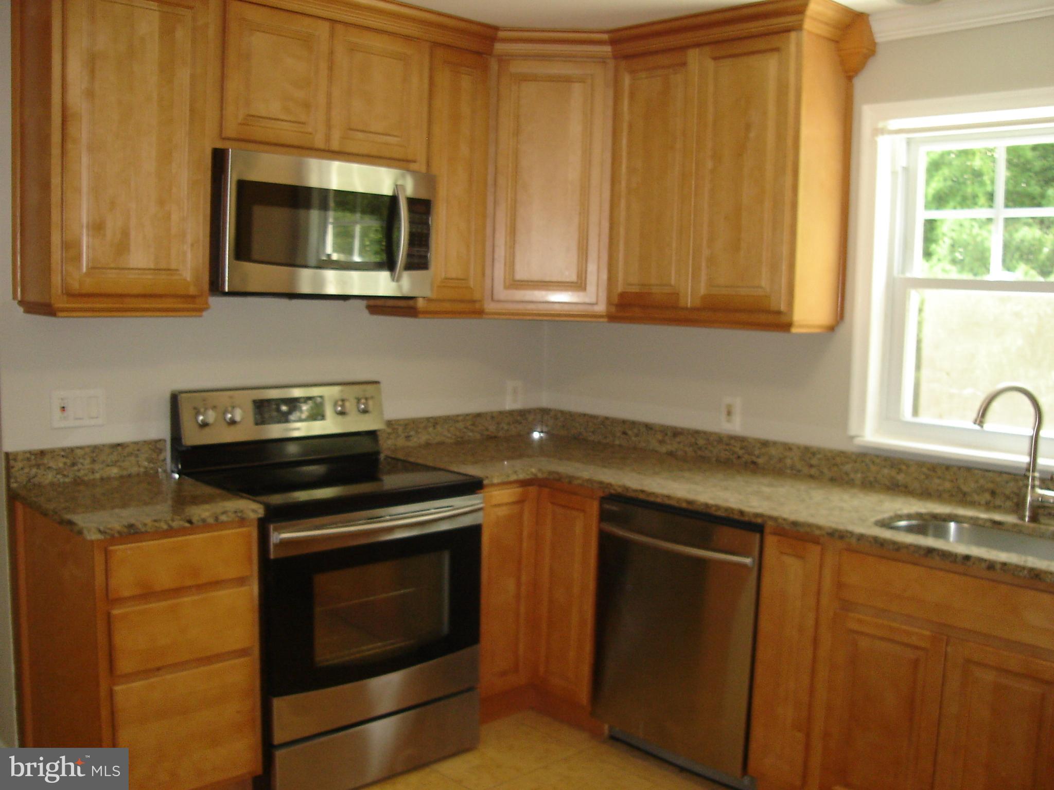 274 South Pennsville Auburn Road Penns Grove, NJ 08069 - Photo 8 of 25