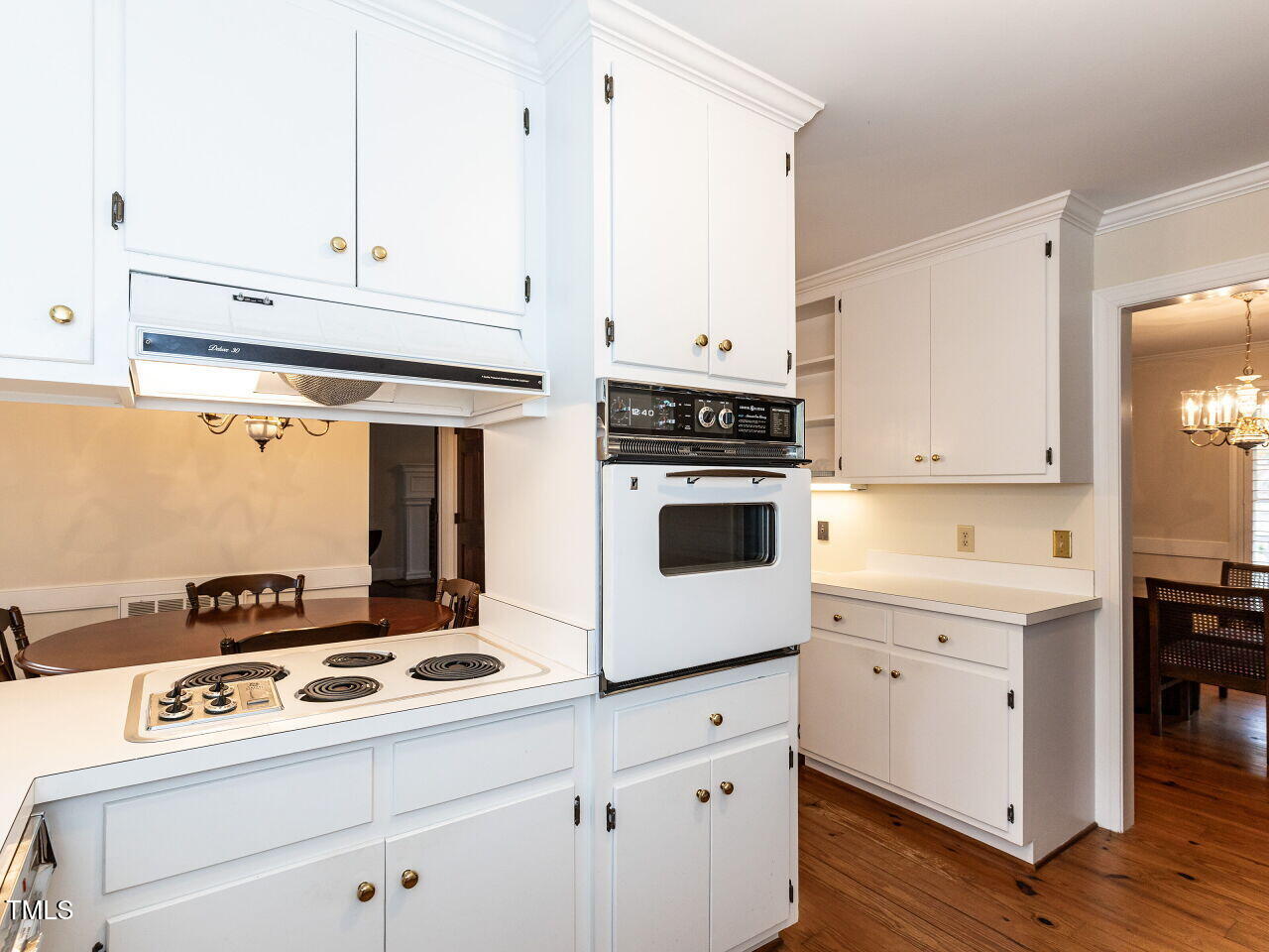 3701 Swann Street Raleigh, NC 27612 - Photo 4 of 30 009-1280x960-kitchen