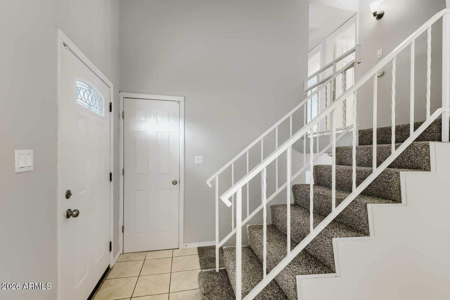 4648 East Alta Vista Road Phoenix, AZ 85042 - Photo 6 of 29 4648 E Alta Vista Rd - Web Quality - 006