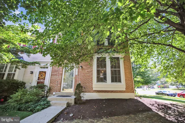$564,000 | 18601 Shadowridge Terrace, Olney, MD 20832