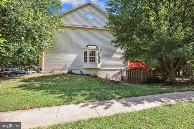 $564,000 | 18601 Shadowridge Terrace, Olney, MD 20832